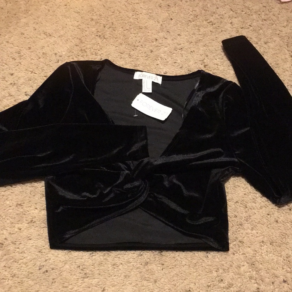 Forever 21 velvet crop top